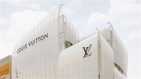 Louis Vuitton Japan store